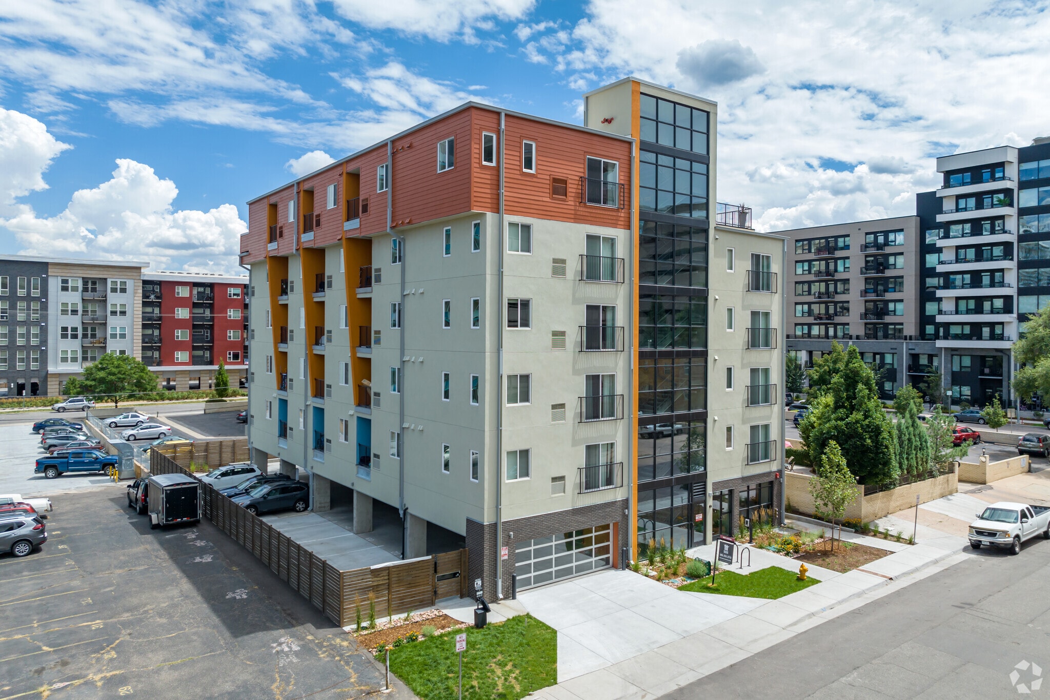 1122 Albion St, Denver, CO for Sale