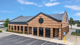 Troy, MI Retail - 150 E Maple Rd