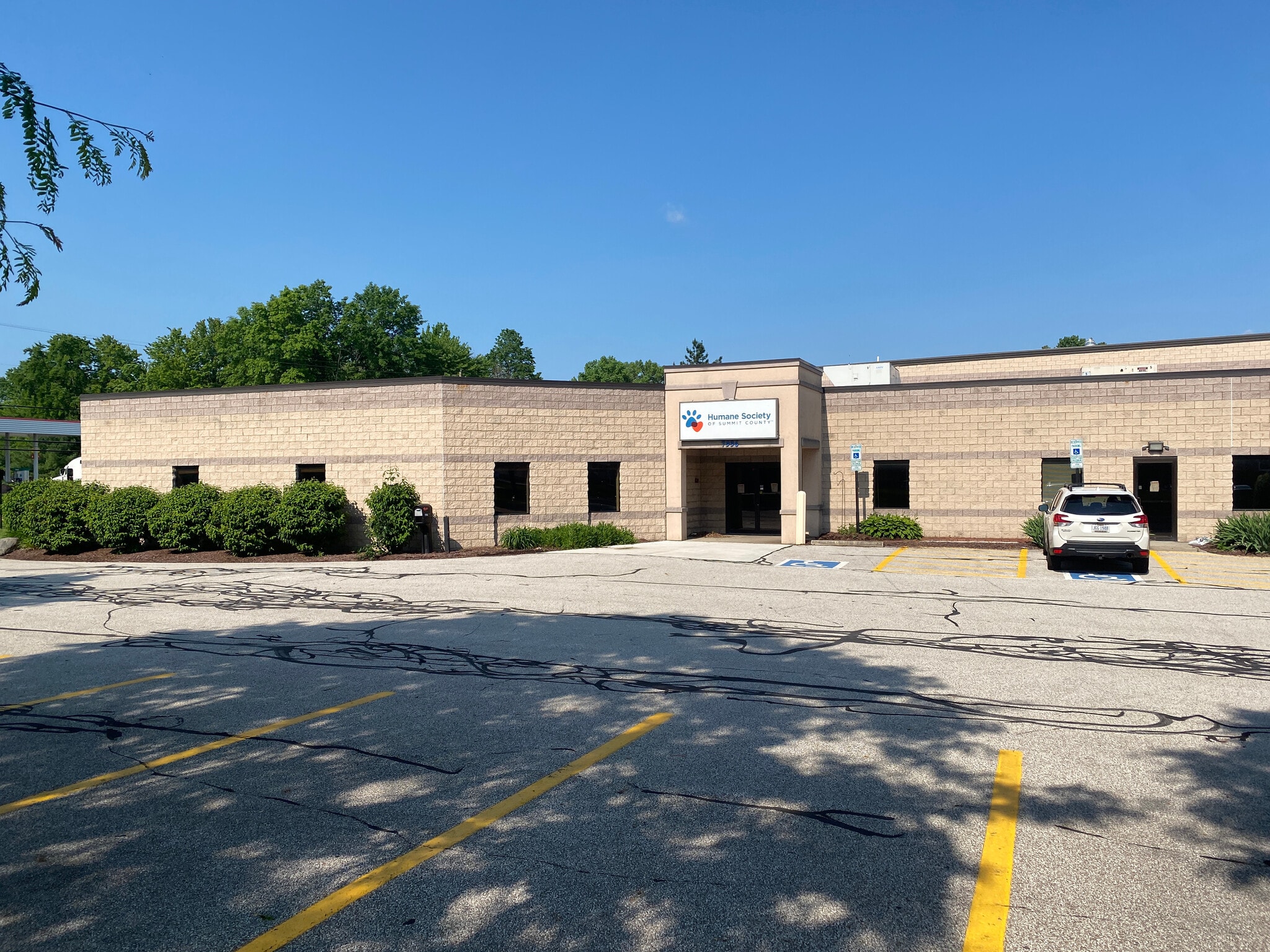 7996 Darrow Rd, Twinsburg, OH for Sale