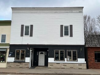 Amherst, WI Storefront Retail/Residential - 137-147 Main St
