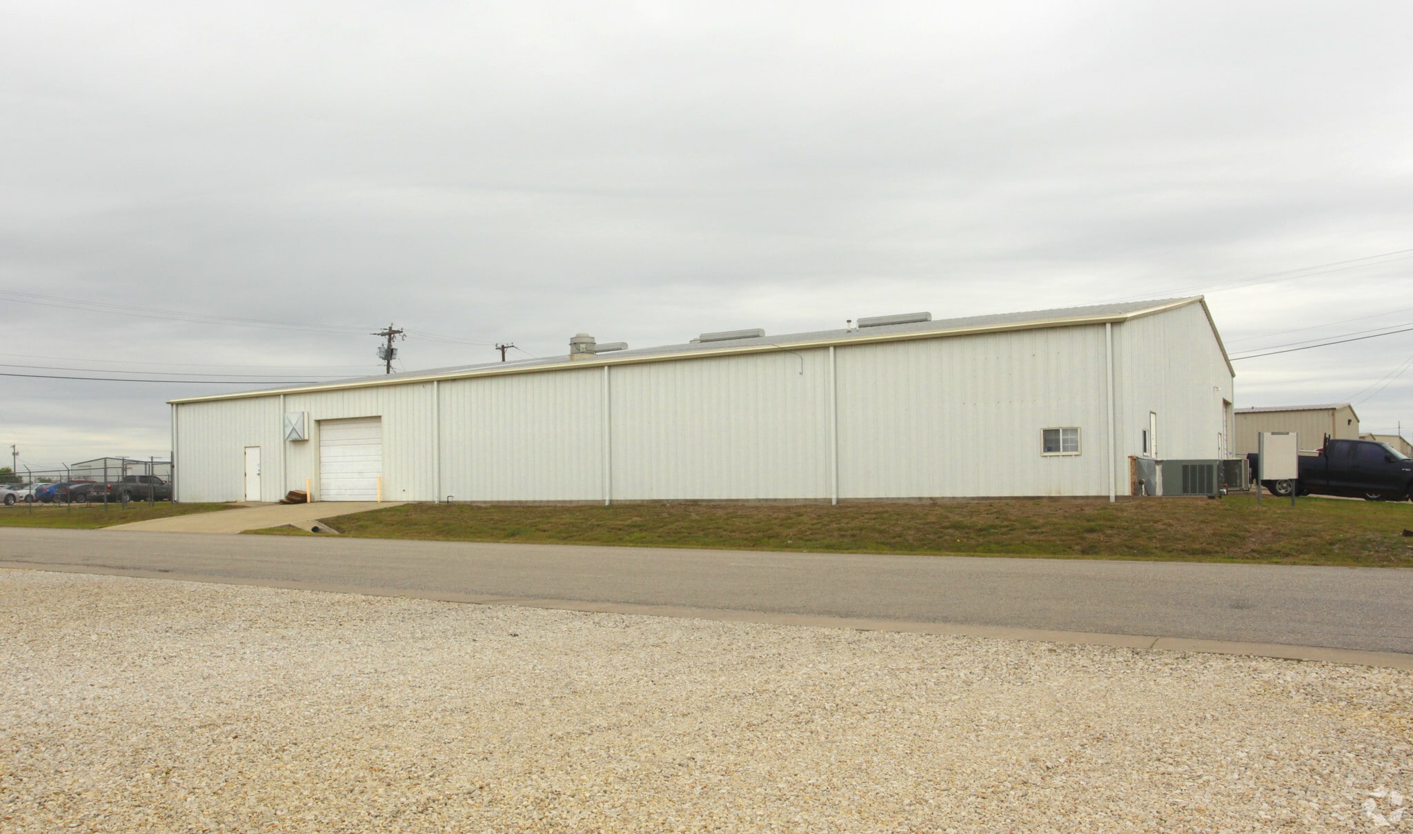 501 Tradesmen's Park Dr, Hutto, TX for Rent