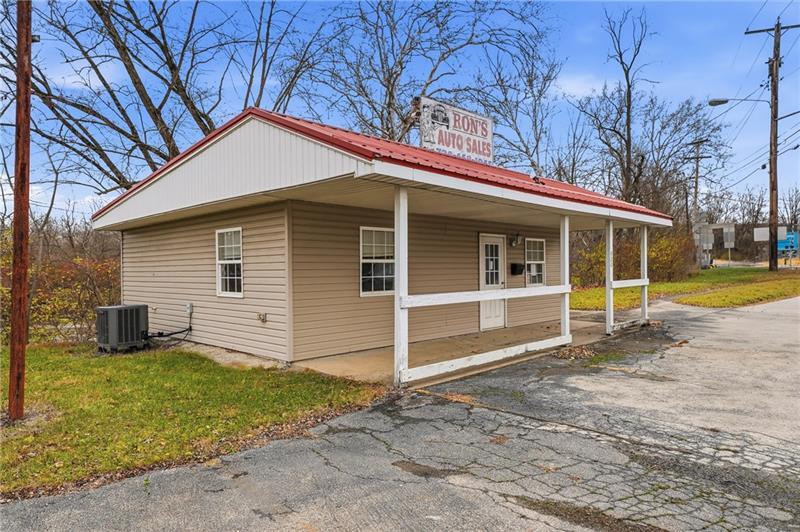 420 Montgomery Ave, New Castle, PA for Sale