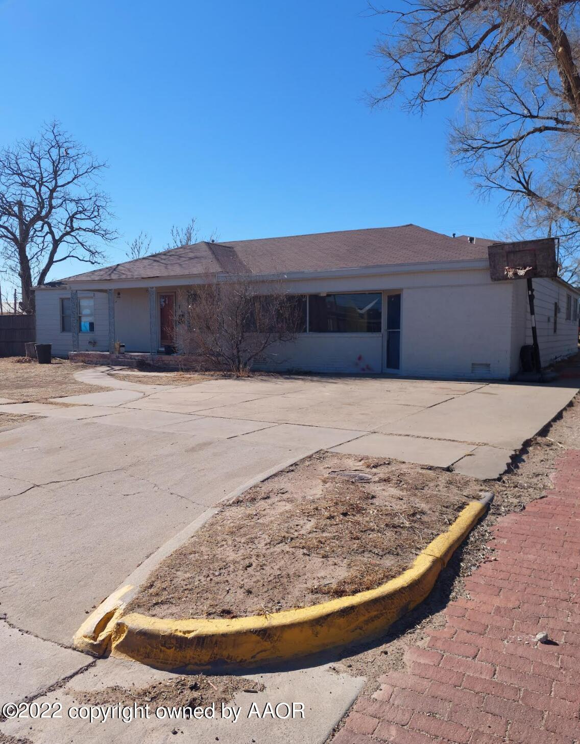 113 N Armstrong Ave, Tulia, TX for Sale