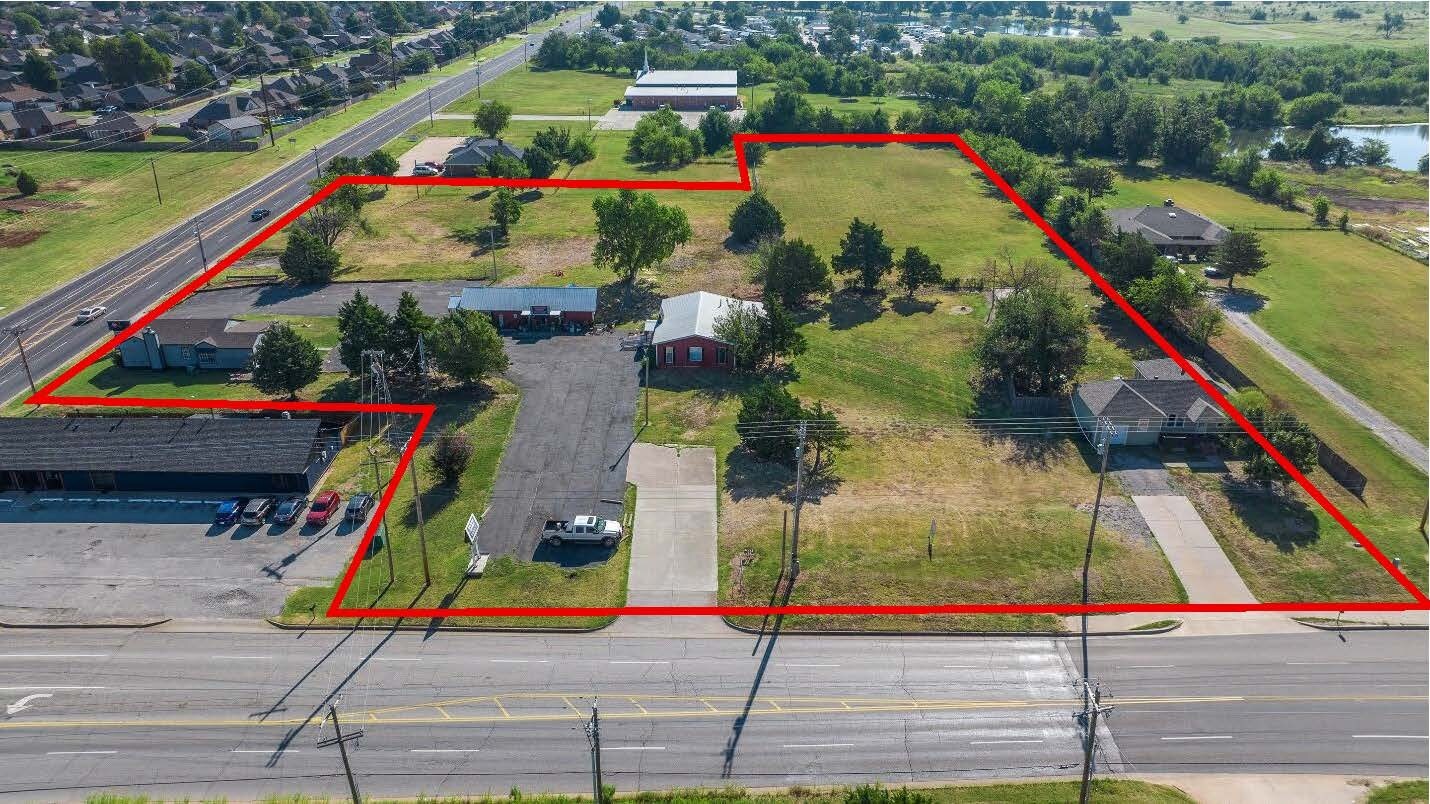 824 SW 134th St, Oklahoma City, OK for Sale