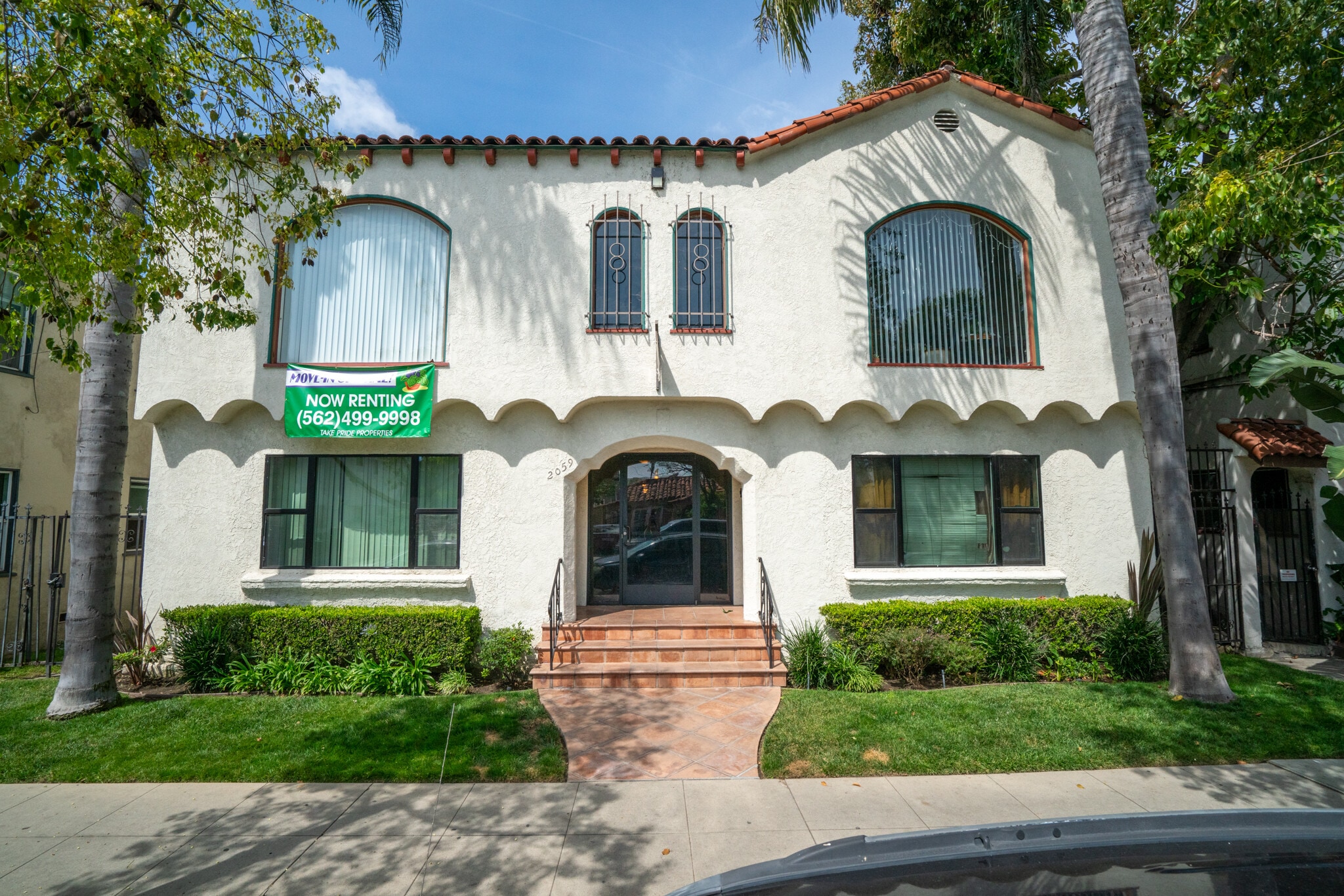 2059 Cedar Ave, Long Beach, CA for Sale