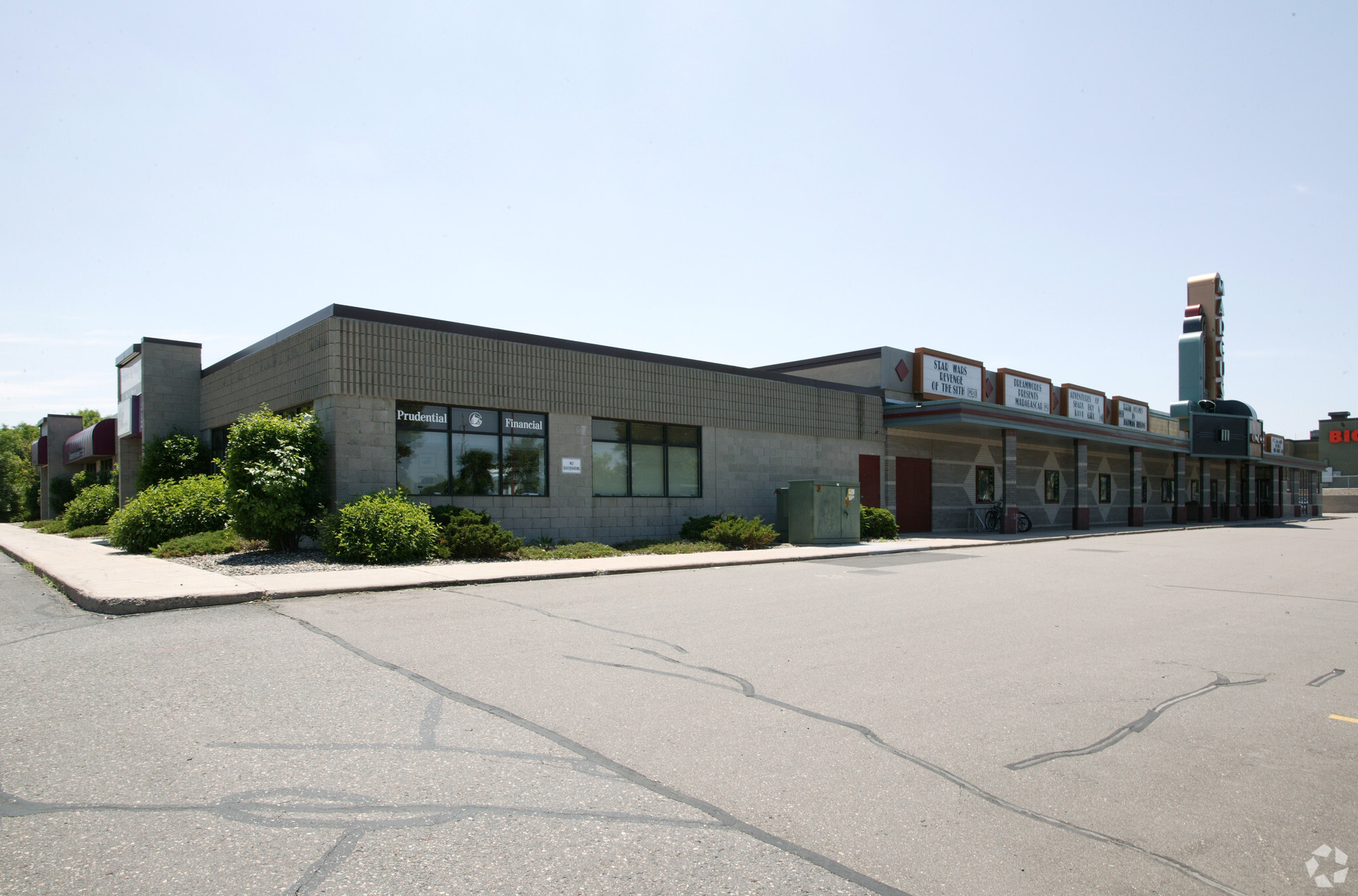 1313-1325 S Frontage Rd, Hastings, MN for Rent