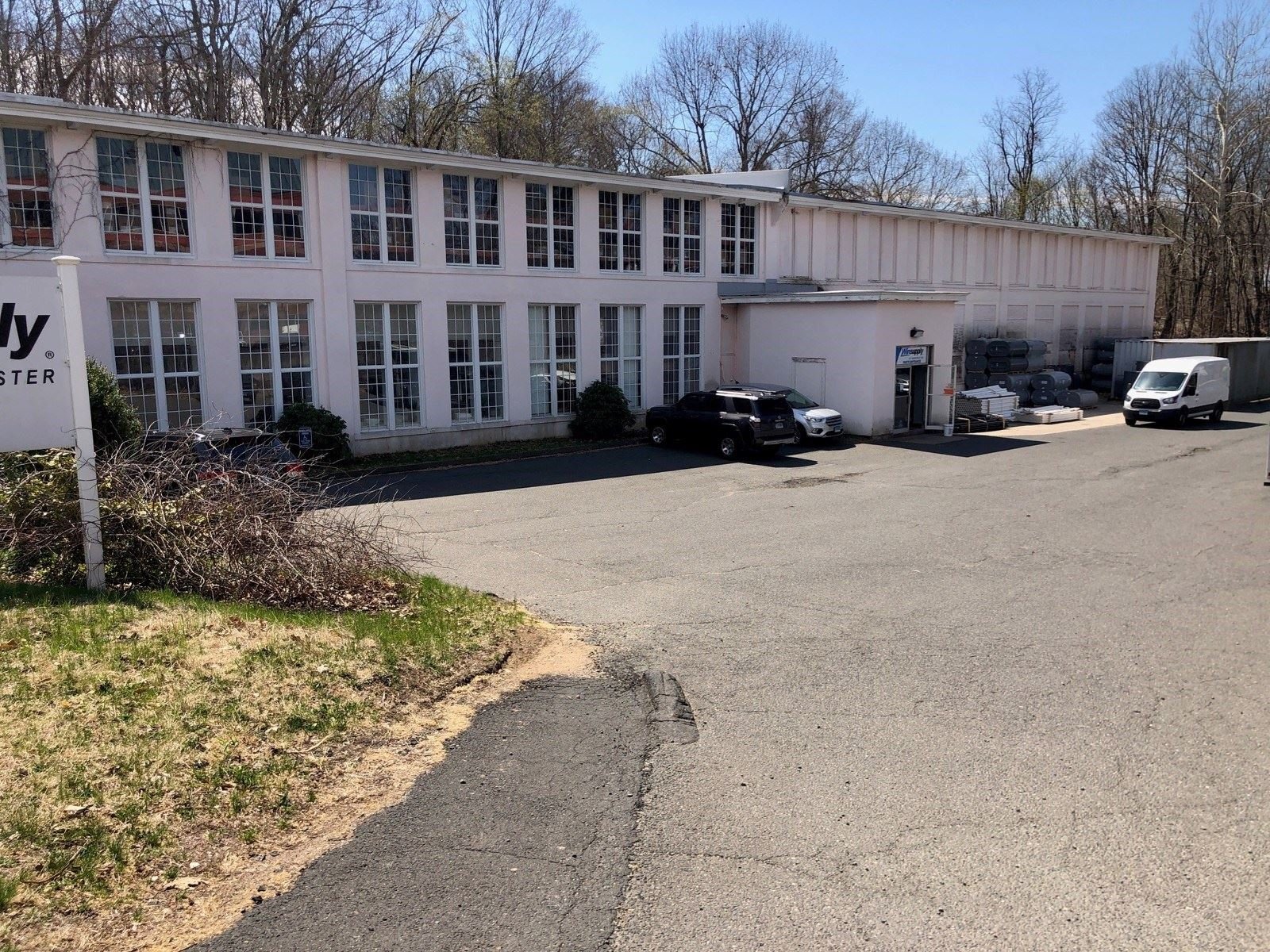 176 Hartford Rd, Manchester, CT for Rent