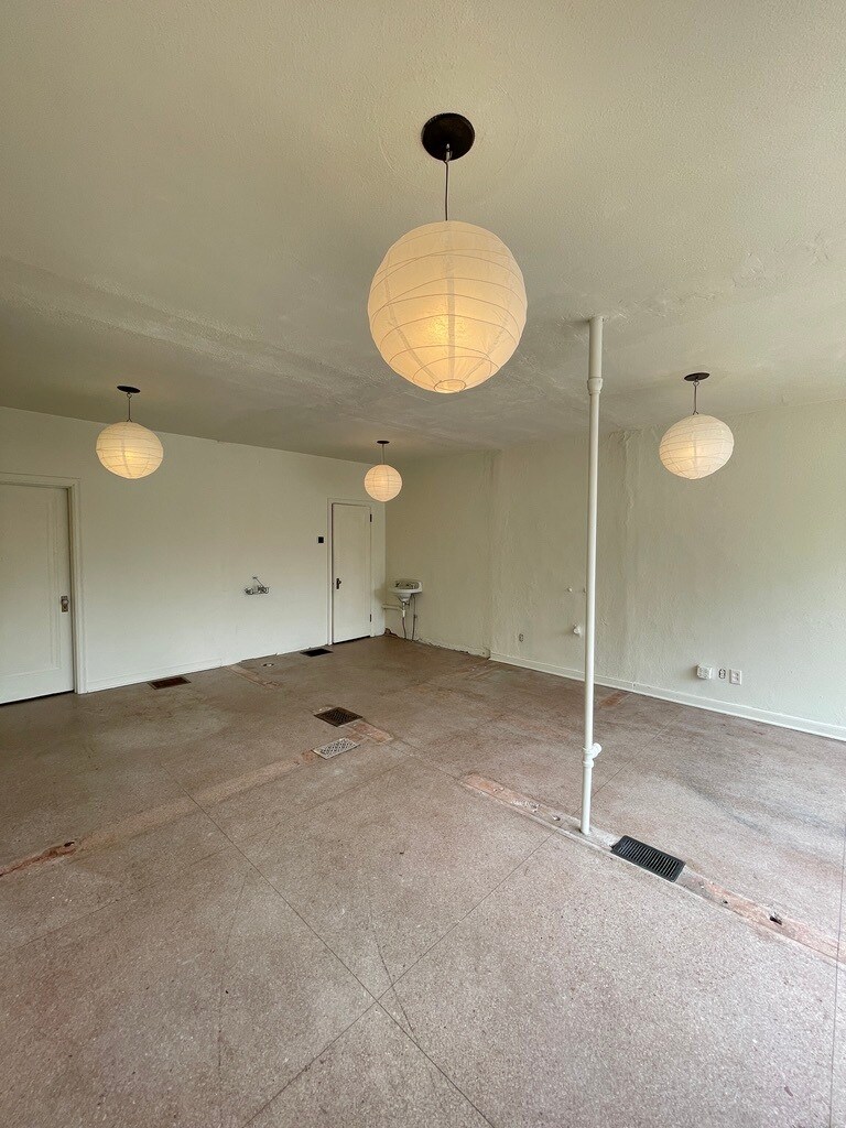 5352-5356 Chicago Ave, Minneapolis, MN for Rent