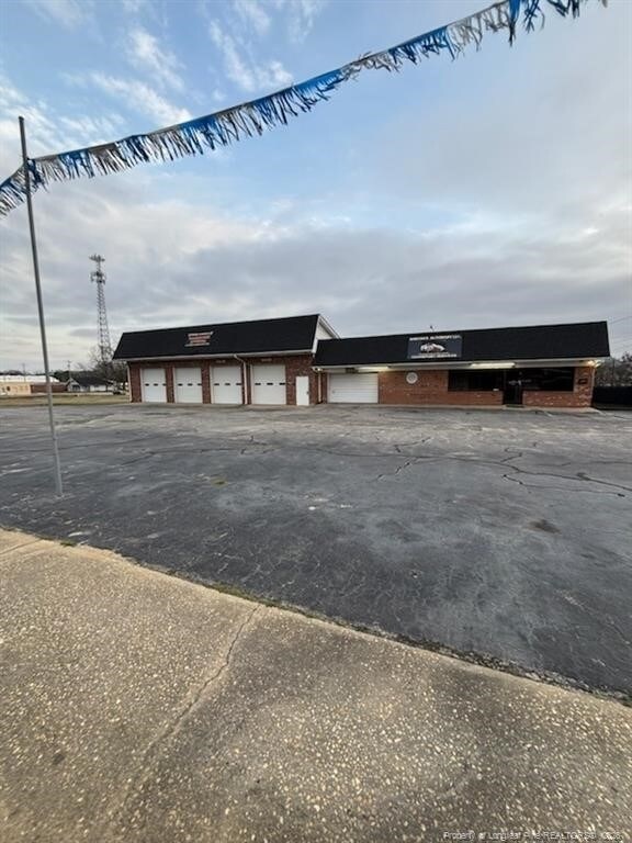 302 E 2nd St, Lumberton, NC for Sale