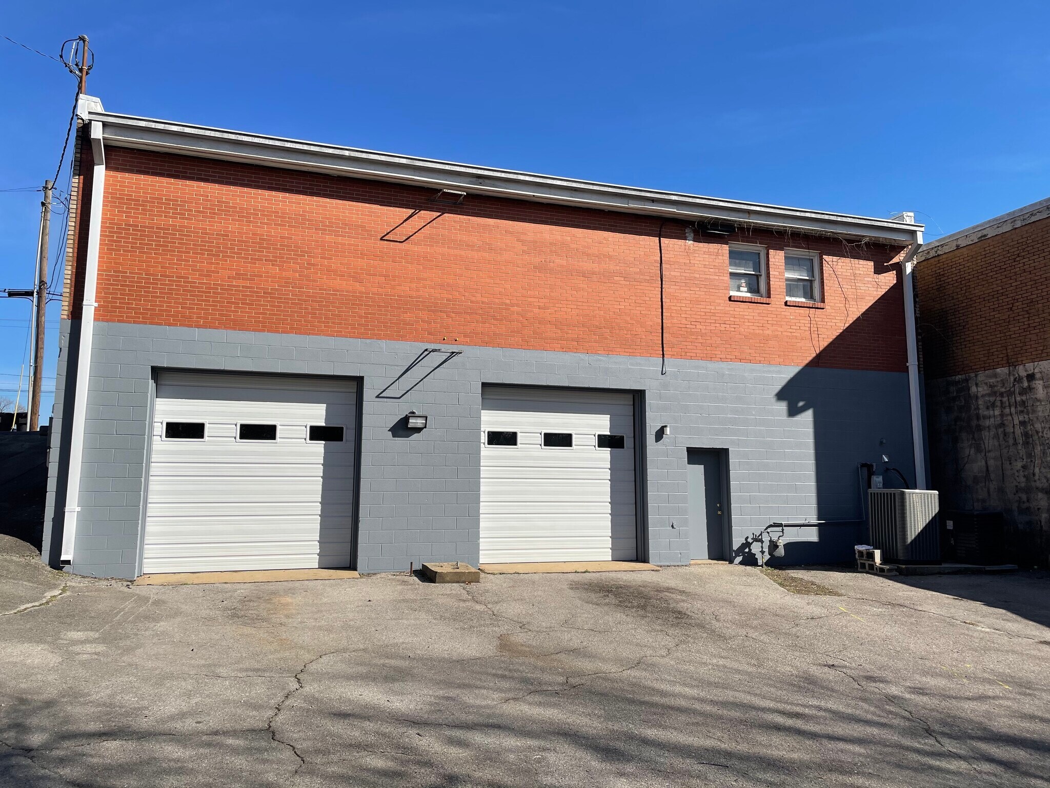 915 NW Broad St Murfreesboro, TN 37129 Flex Property for Sale on