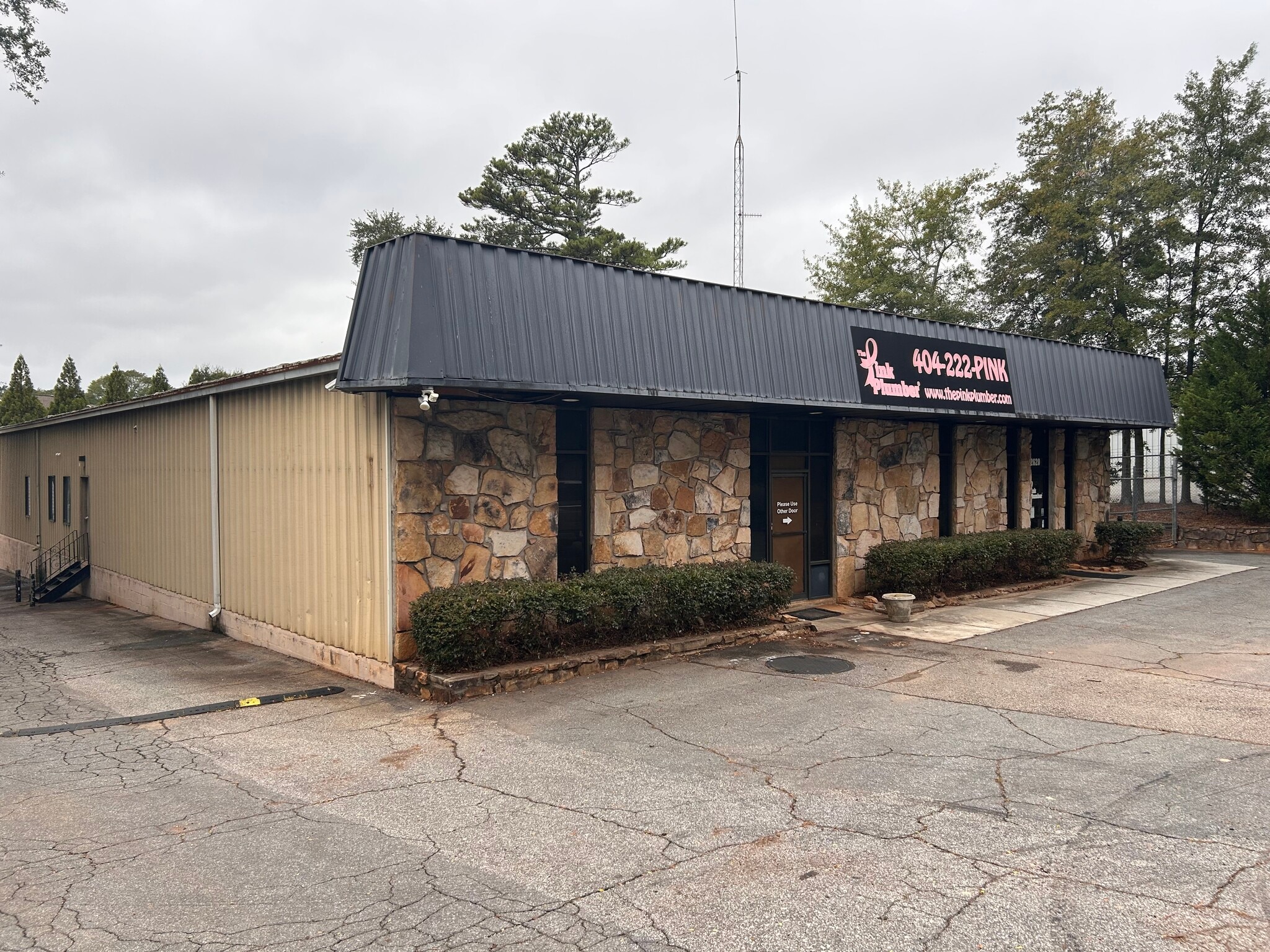 2620 Mathews St SE, Smyrna, GA for Sale