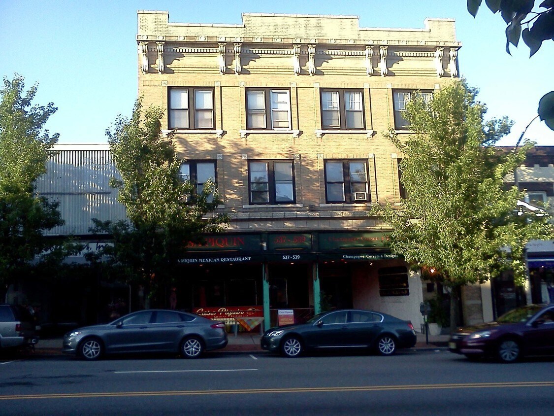 537-539 Bloomfield Ave, Montclair, NJ for Rent