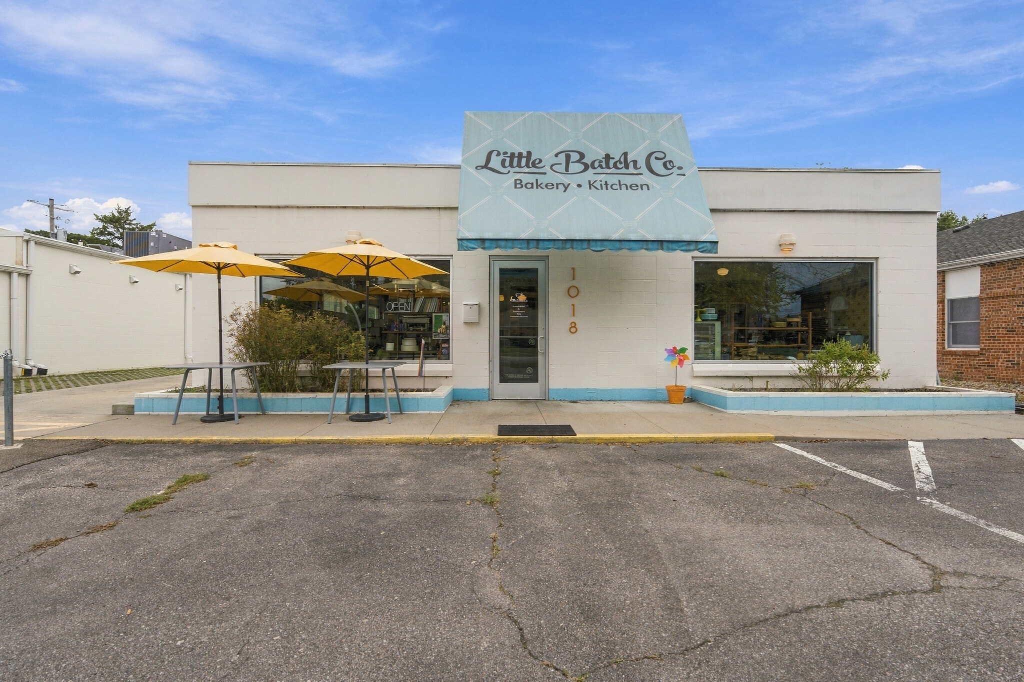 1018 Poyntz Ave, Manhattan, KS for Sale