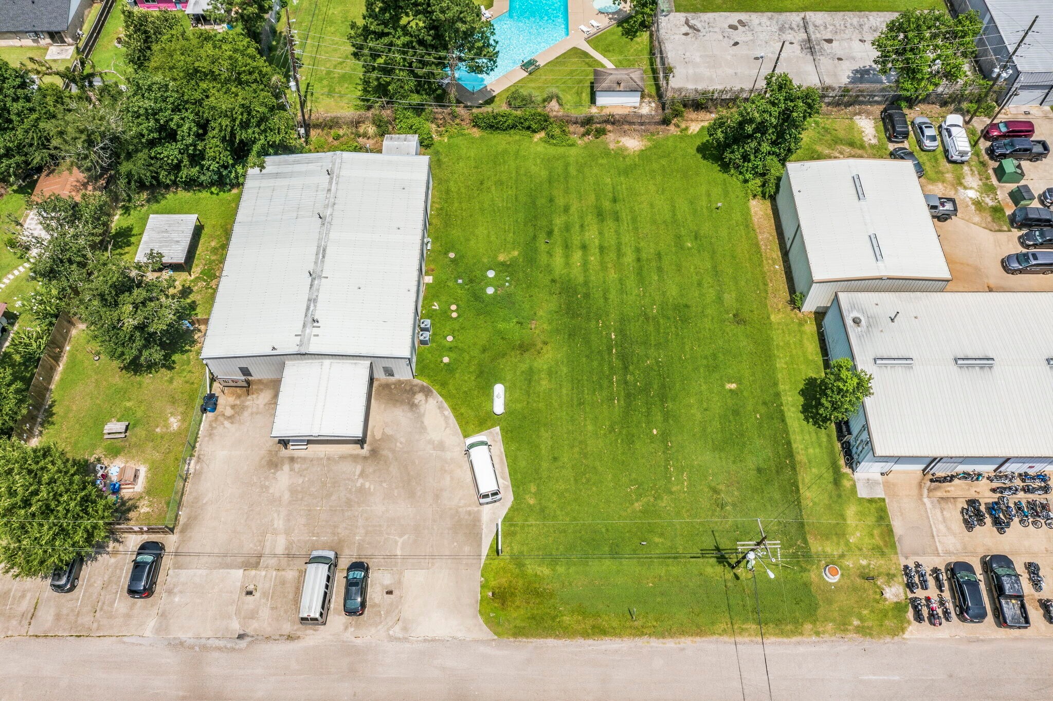 16737 Sprawling Oaks Dr, Conroe, TX for Sale
