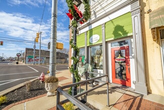 Adamsville, TN Retail - 104 E Main St