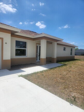 Lehigh Acres, FL Apartments - 1101-1103 Harold Ave S