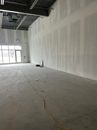 Edmonton, AB Storefront Retail/Office - 3325 153rd Ave