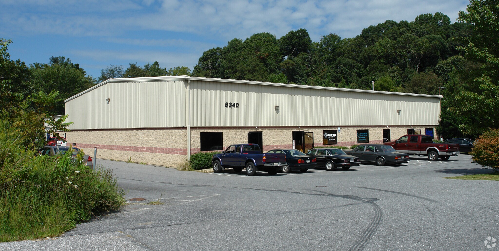 6340 S Carroll Park Dr, Eldersburg, MD for Rent