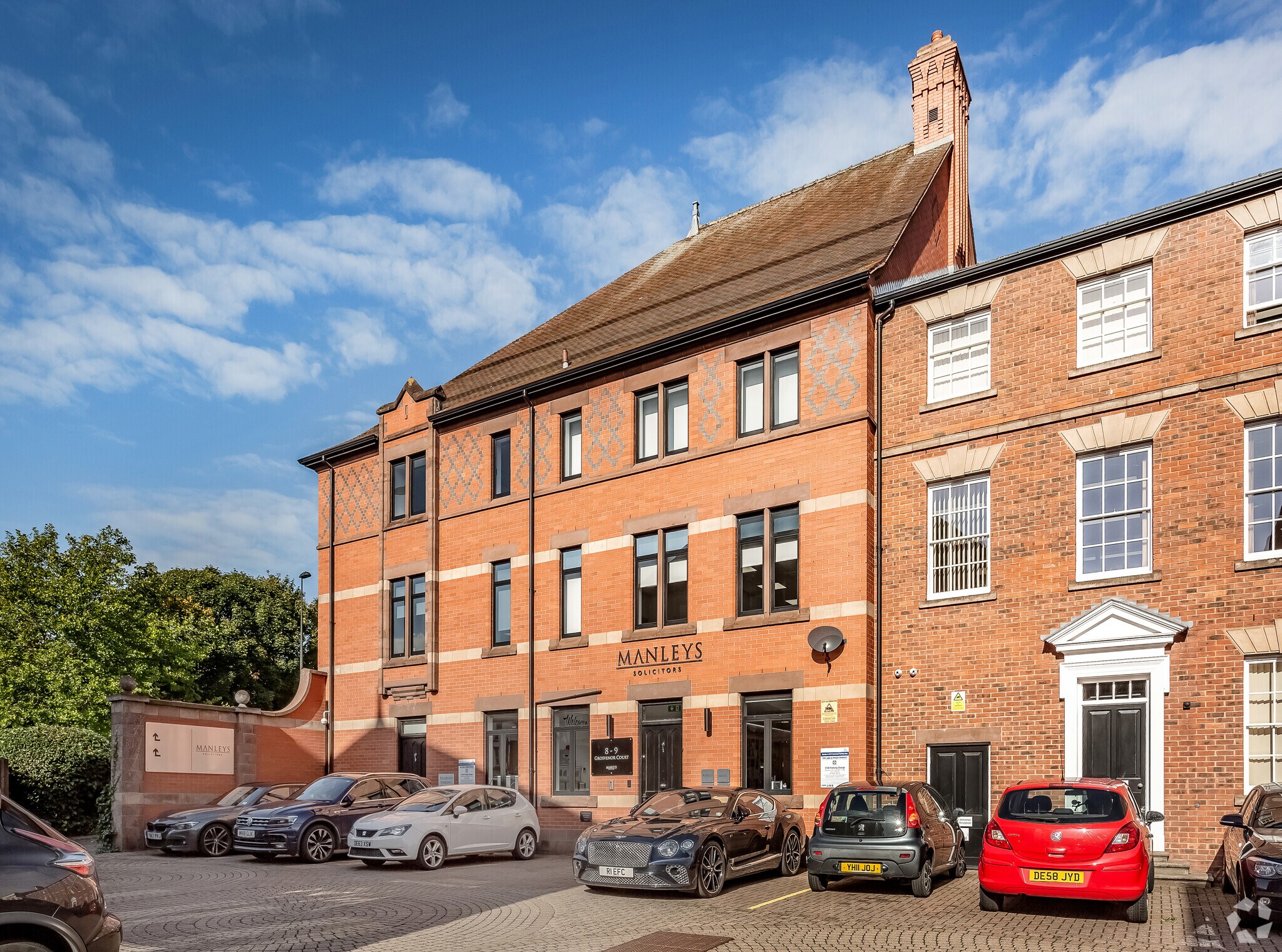 Foregate St, Chester, CHS for Rent