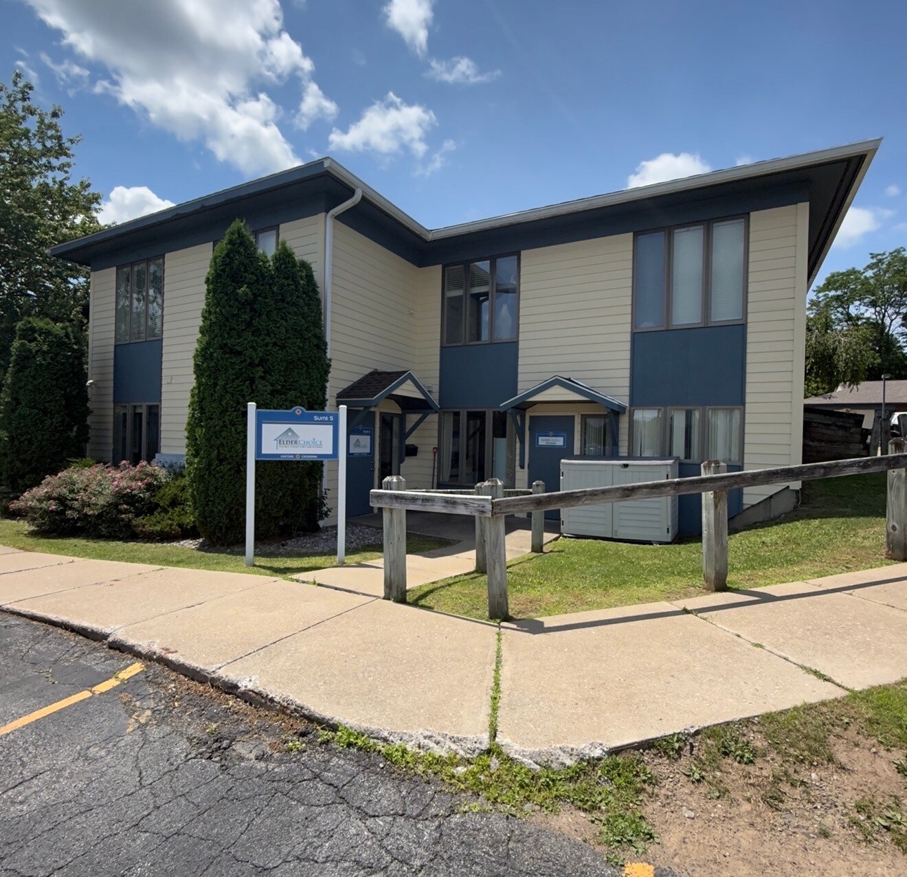 1 Oxford Xing, New Hartford, NY for Rent