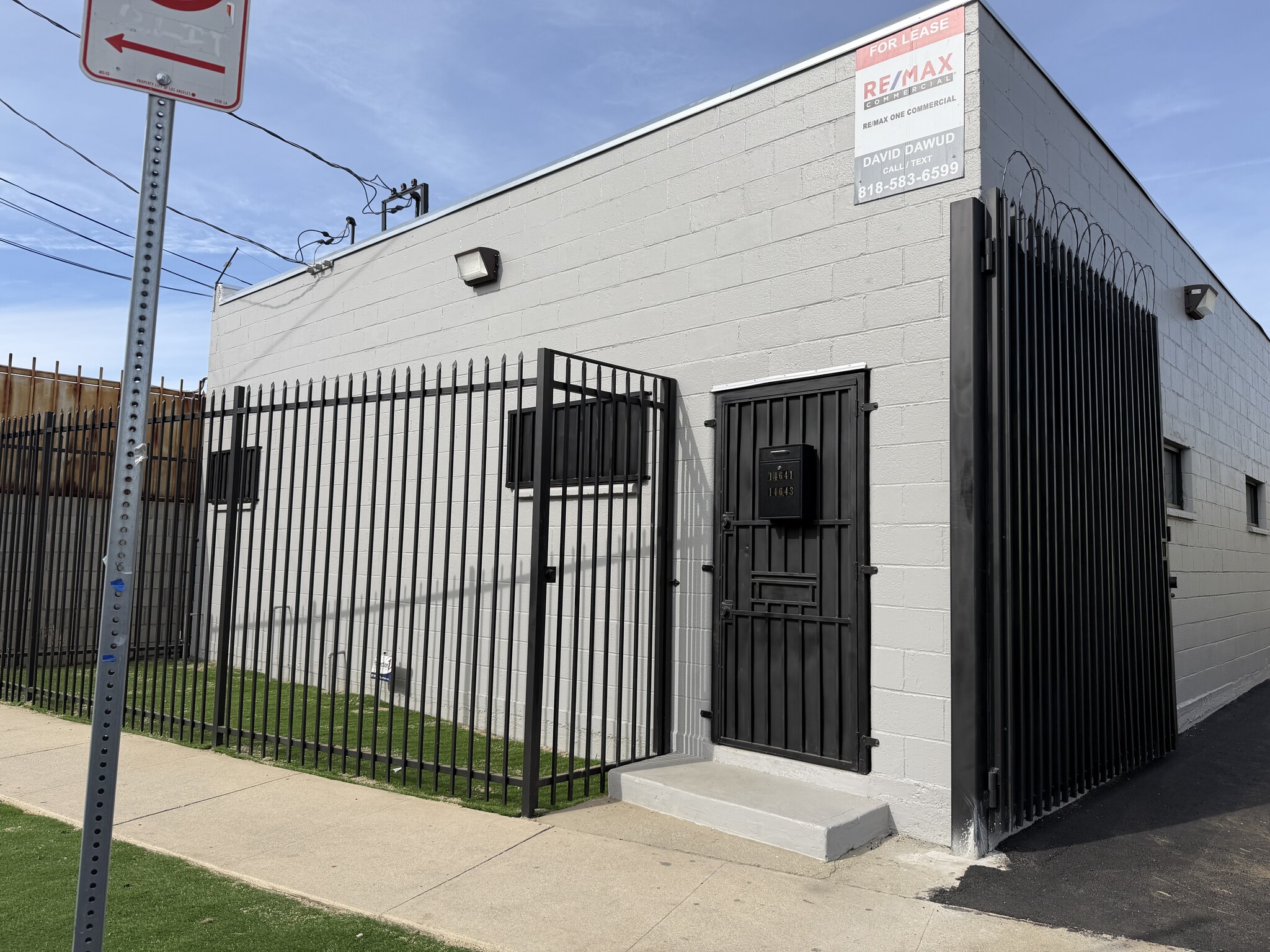 14641-14643 Lull St, Van Nuys, CA for Rent