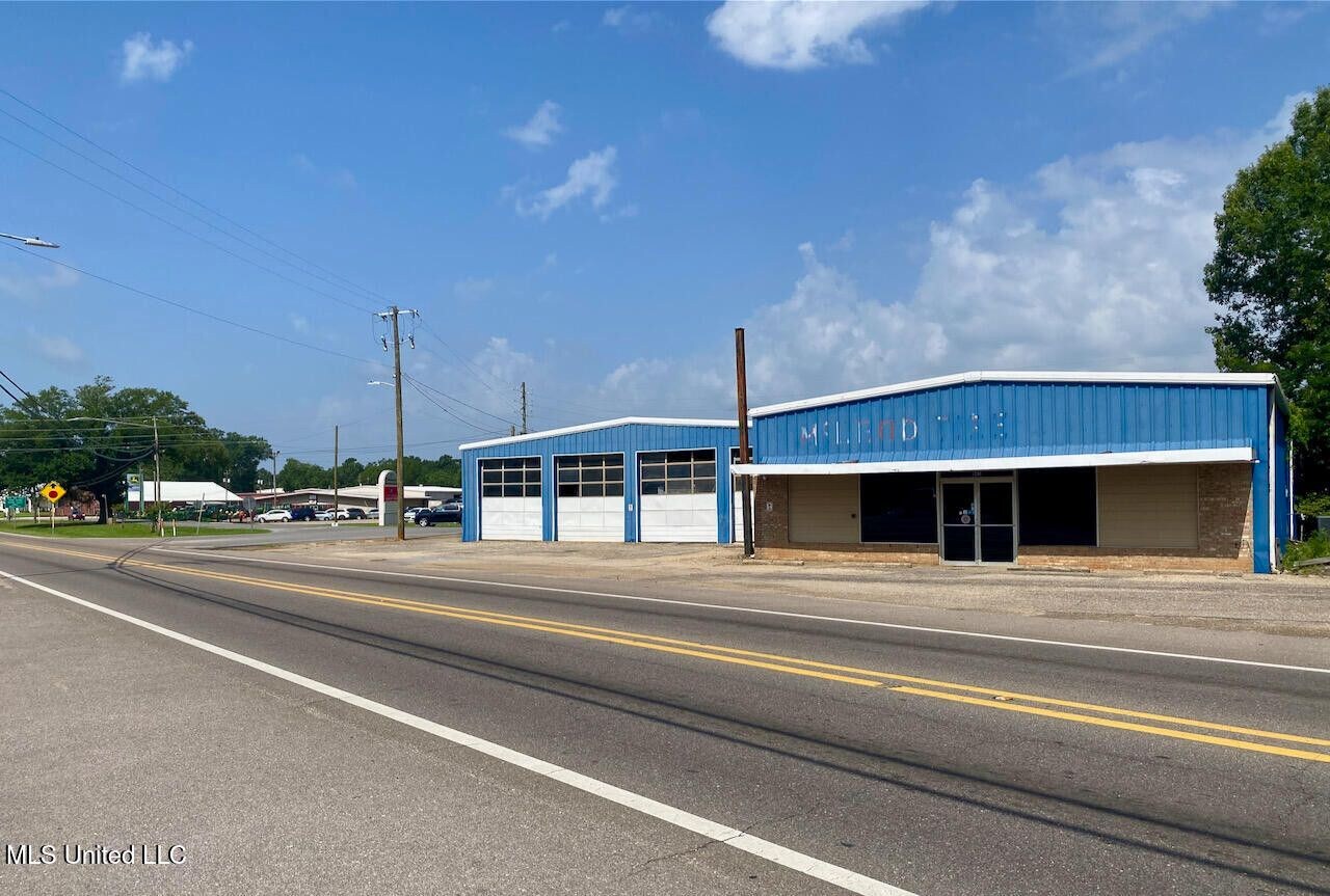 143 Winter St, Lucedale, MS for Sale
