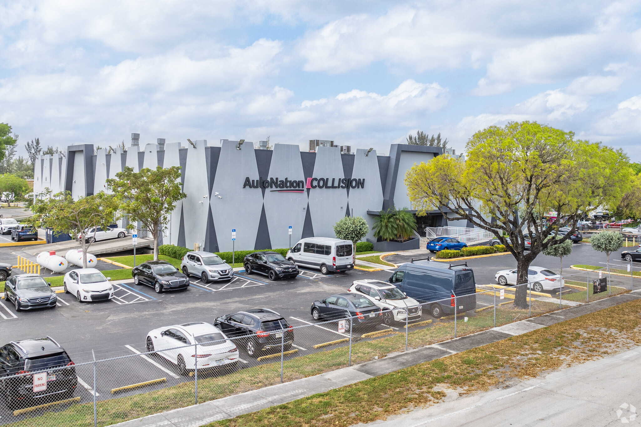 1400 NW 159th St, Miami Gardens, FL for Rent