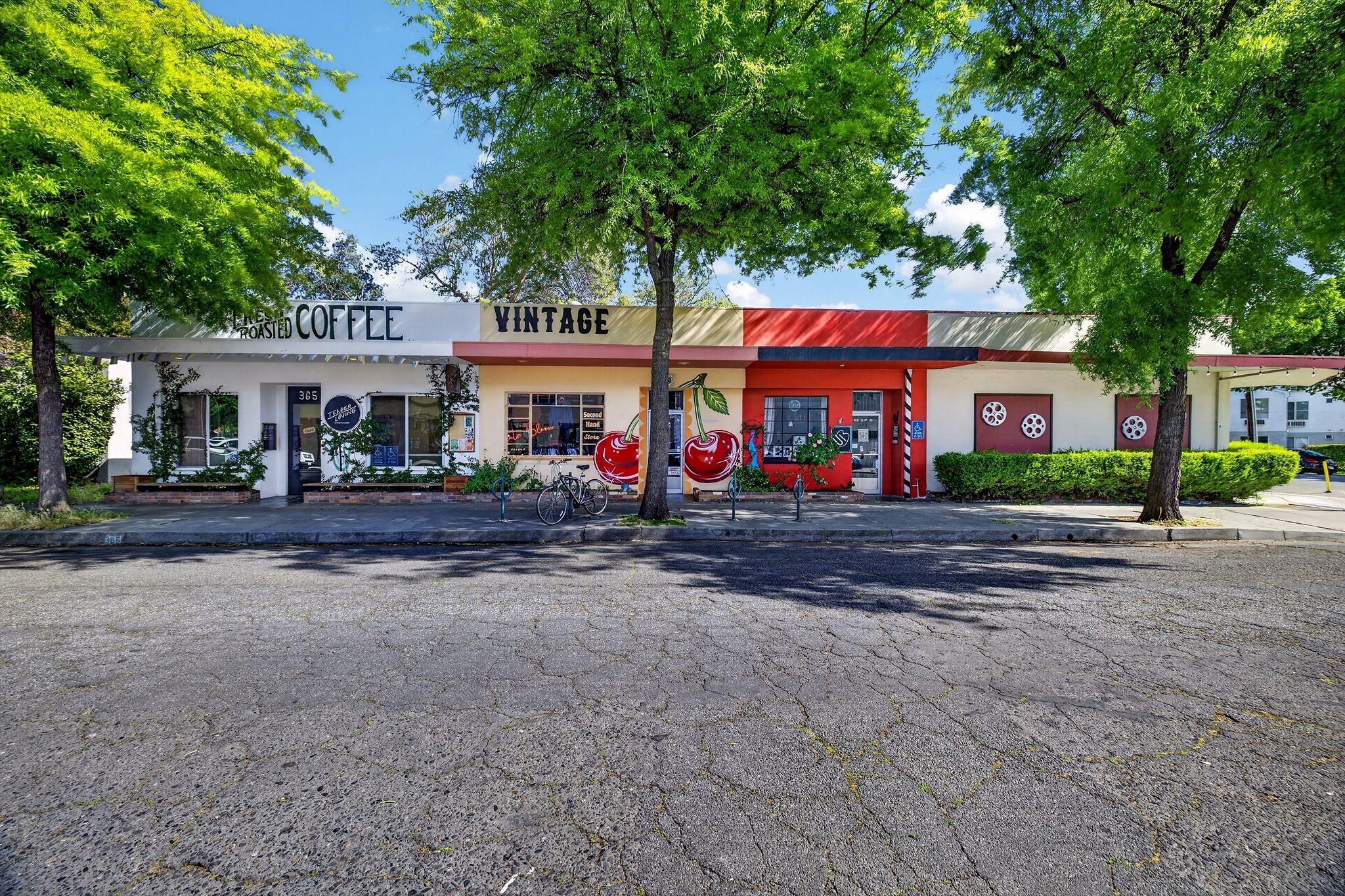 351 E 6th St, Chico, CA for Sale