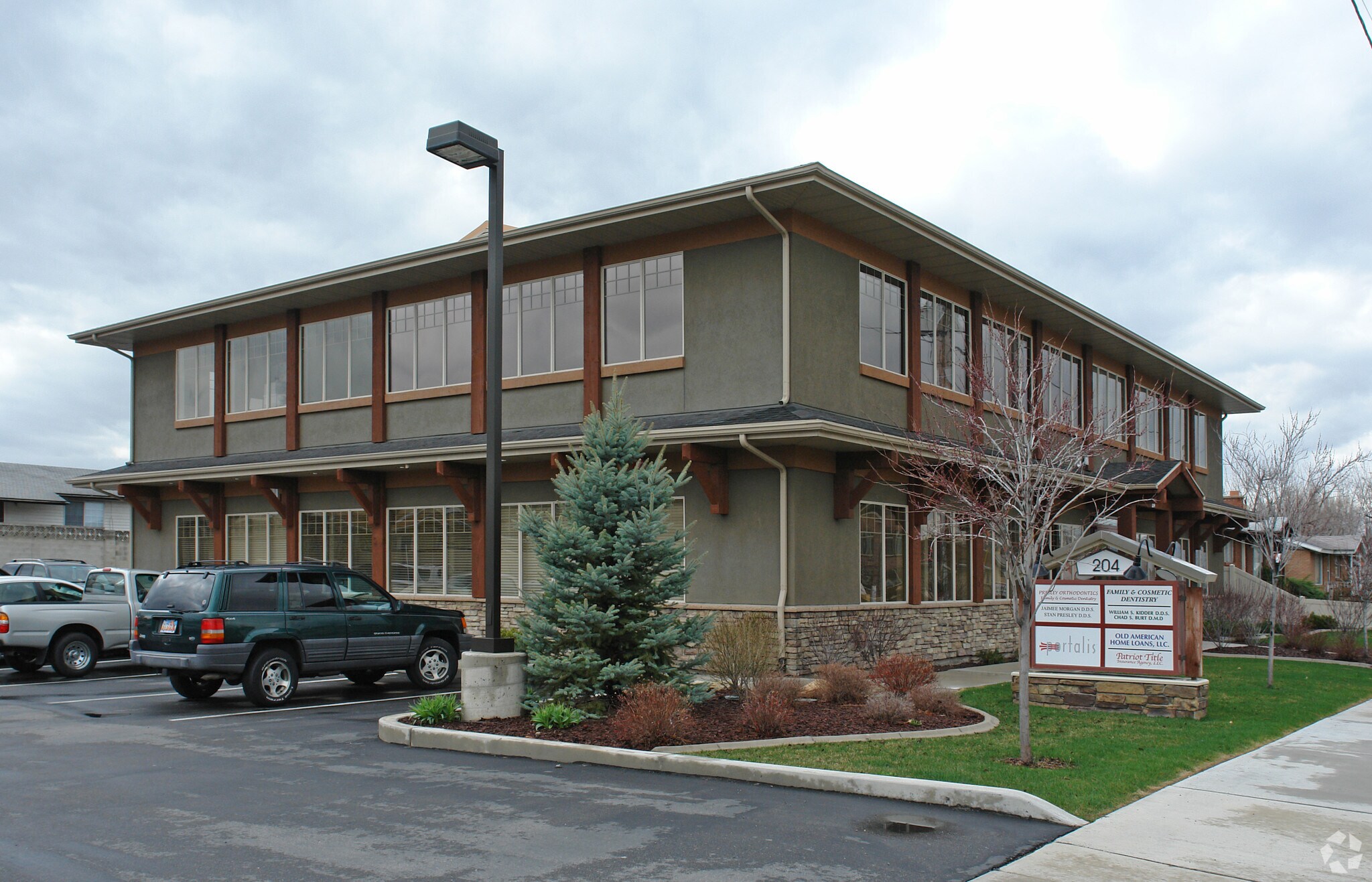 204 E Fort Union Blvd Midvale, UT 84047 Office Property for Lease on