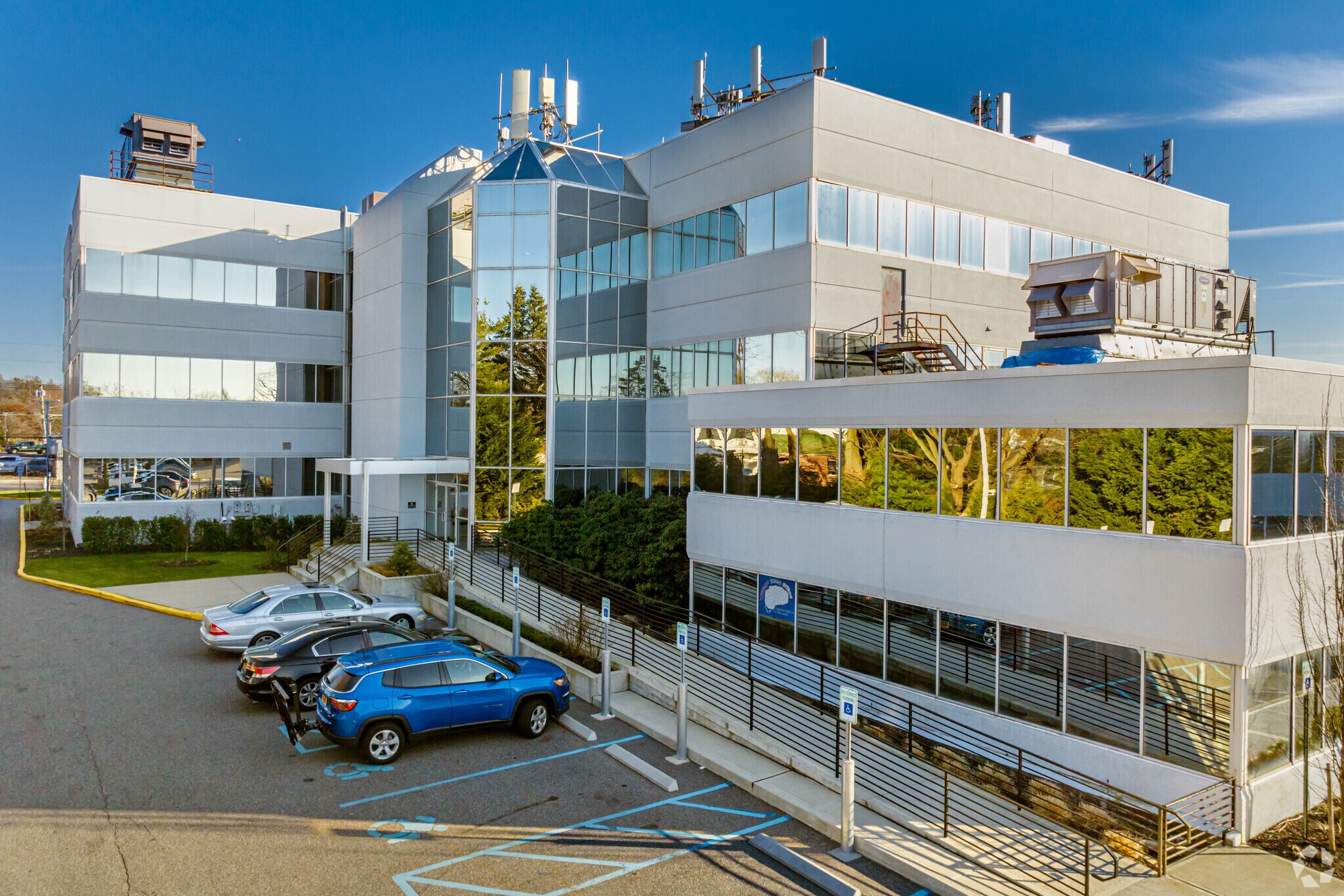 33 Walt Whitman Rd, Huntington Station, NY for Rent