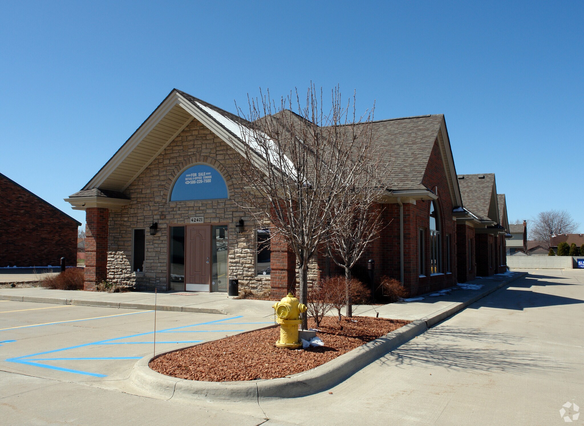 42471-42479 Garfield Rd, Clinton Township, MI for Rent