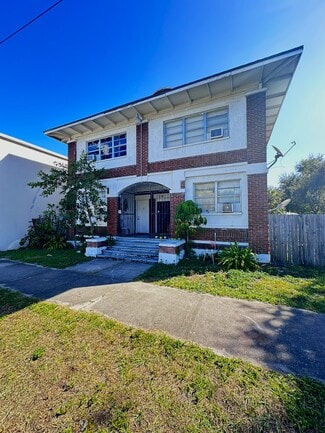 Tampa, FL Apartments - 106 S Delaware Ave