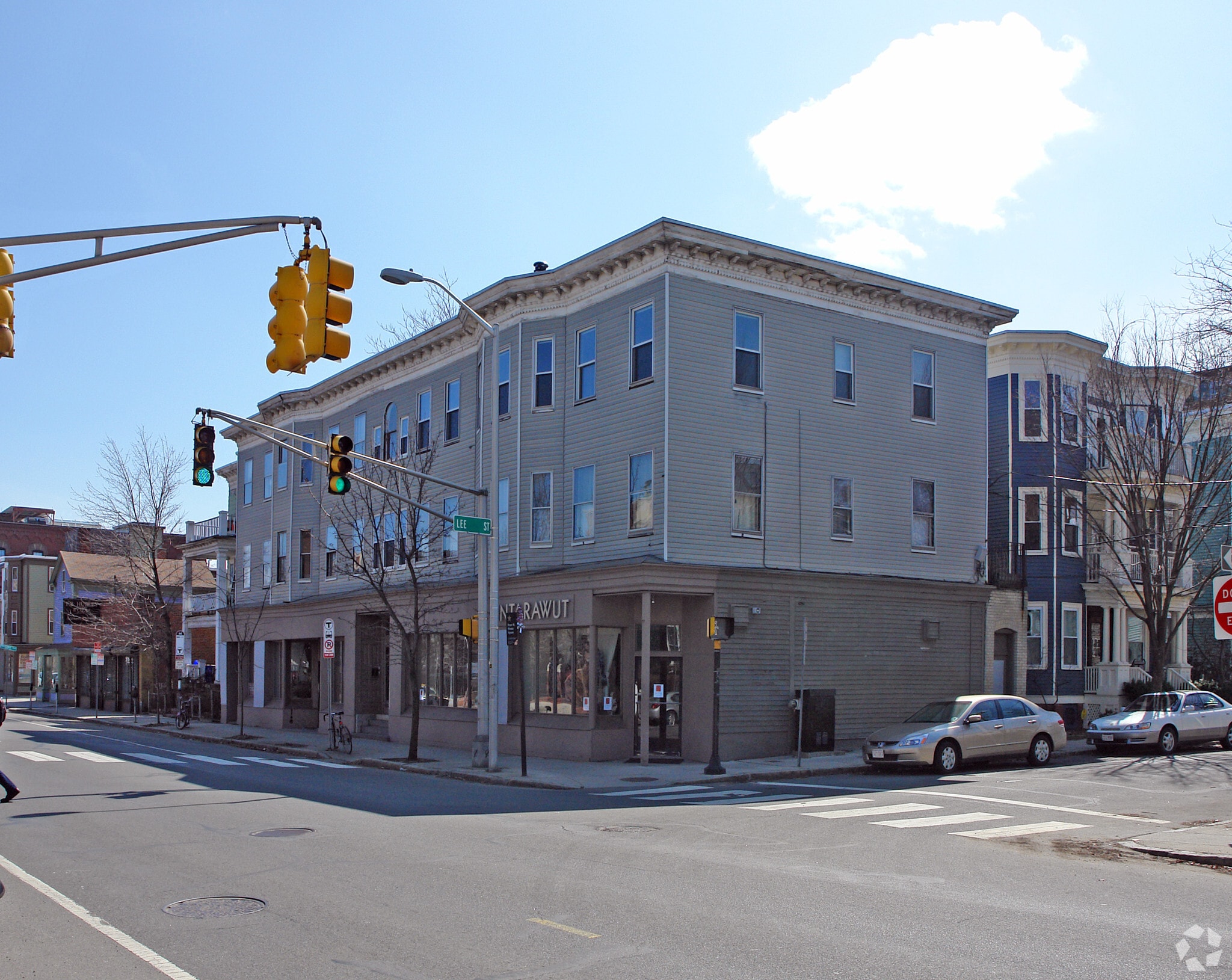 366-368 Broadway, Cambridge, MA for Rent