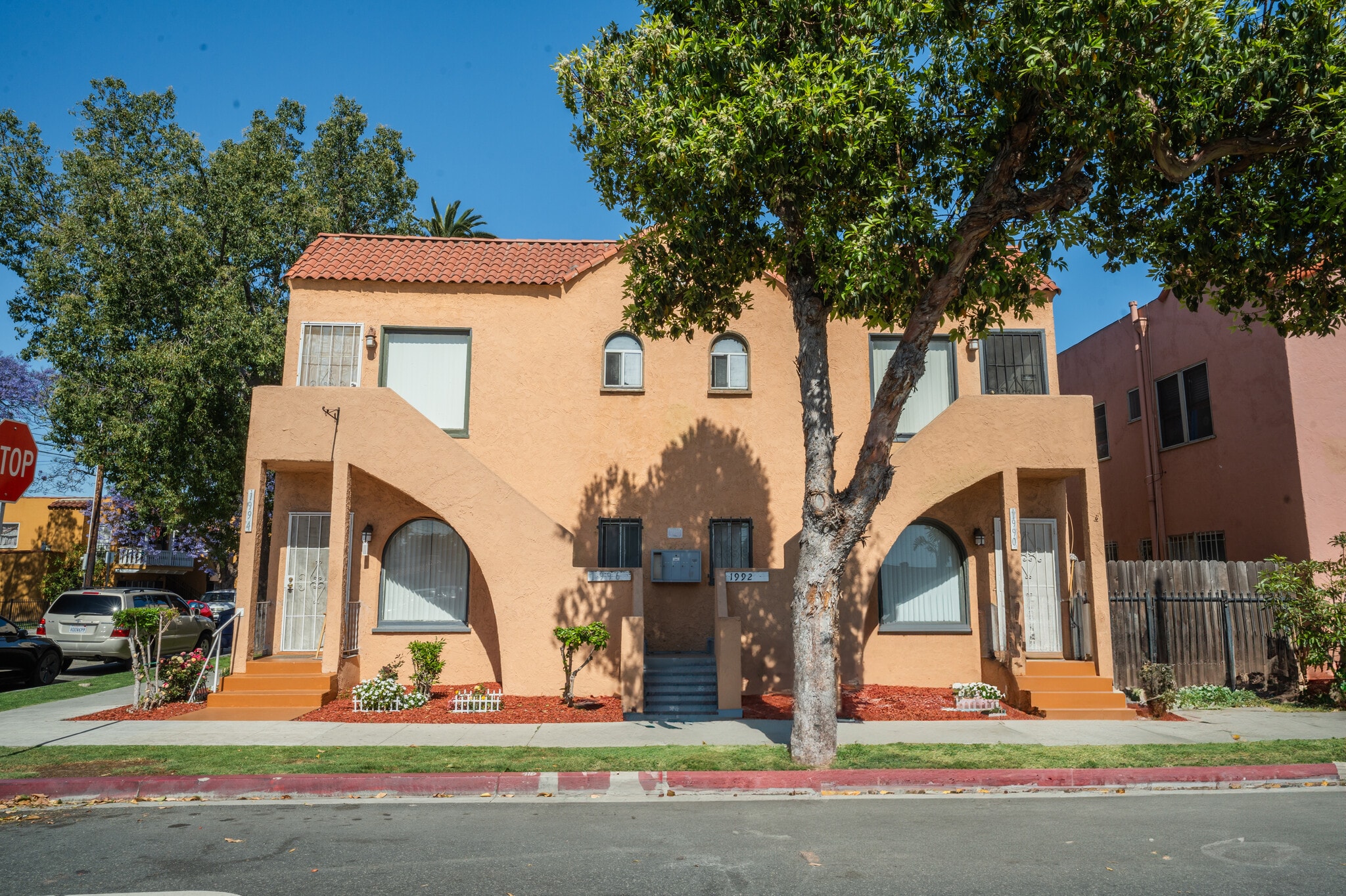 1990 Cedar Ave, Long Beach, CA for Sale