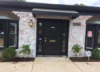 Newport News, VA Retail - 688 J Clyde Morris Blvd