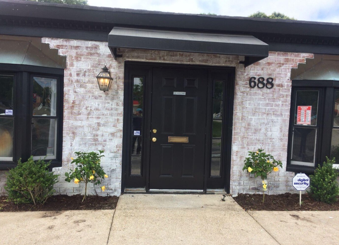 688 J Clyde Morris Blvd, Newport News, VA for Sale