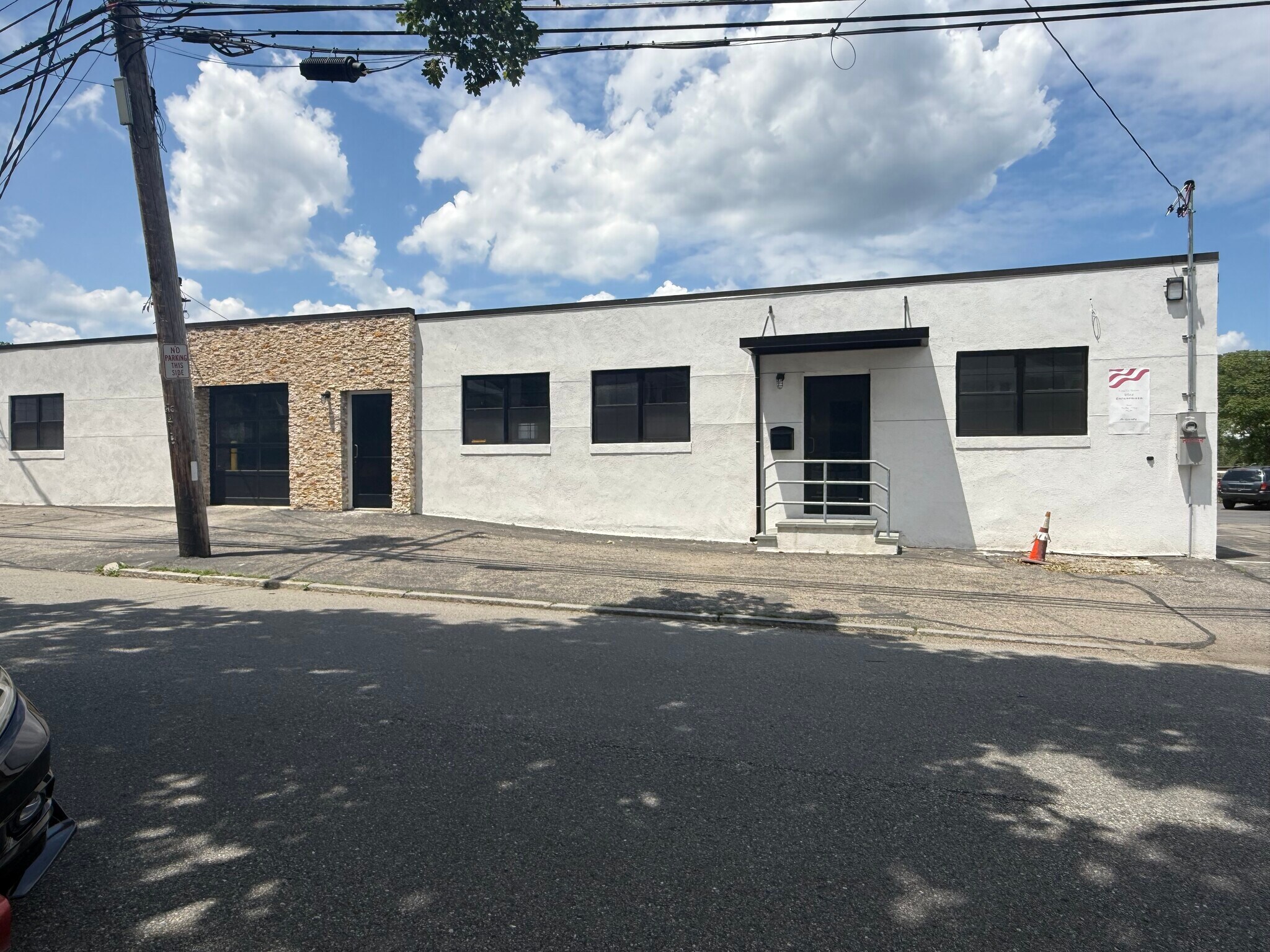 70 Clematis Ave, Waltham, MA for Rent