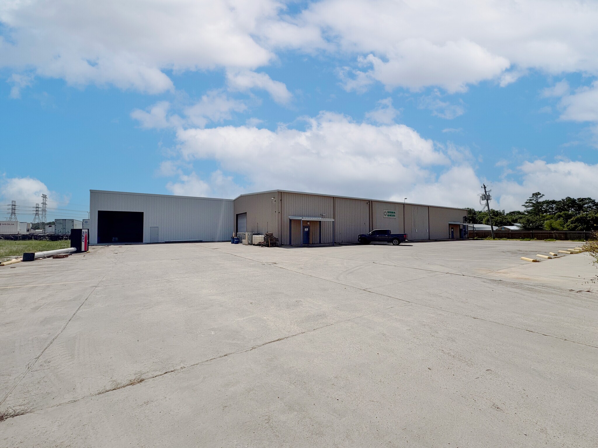6650 W Bay Rd, Baytown, TX for Rent