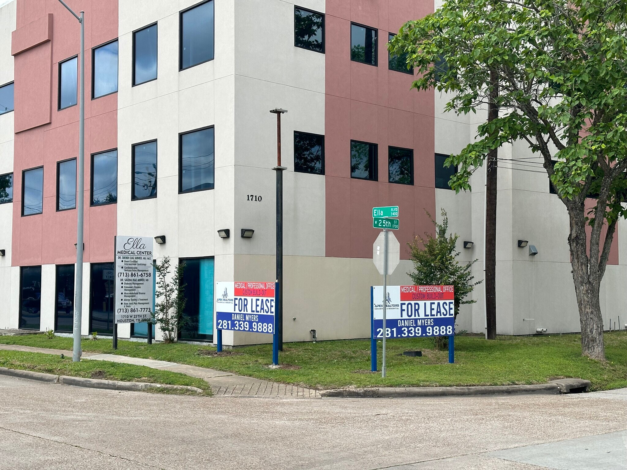 1710 W 25th St, Houston, TX for Rent