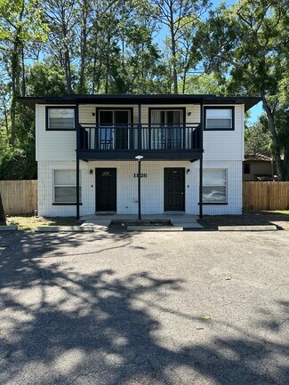Gainesville, FL Multi-Family - 1826 SW 69th Ter