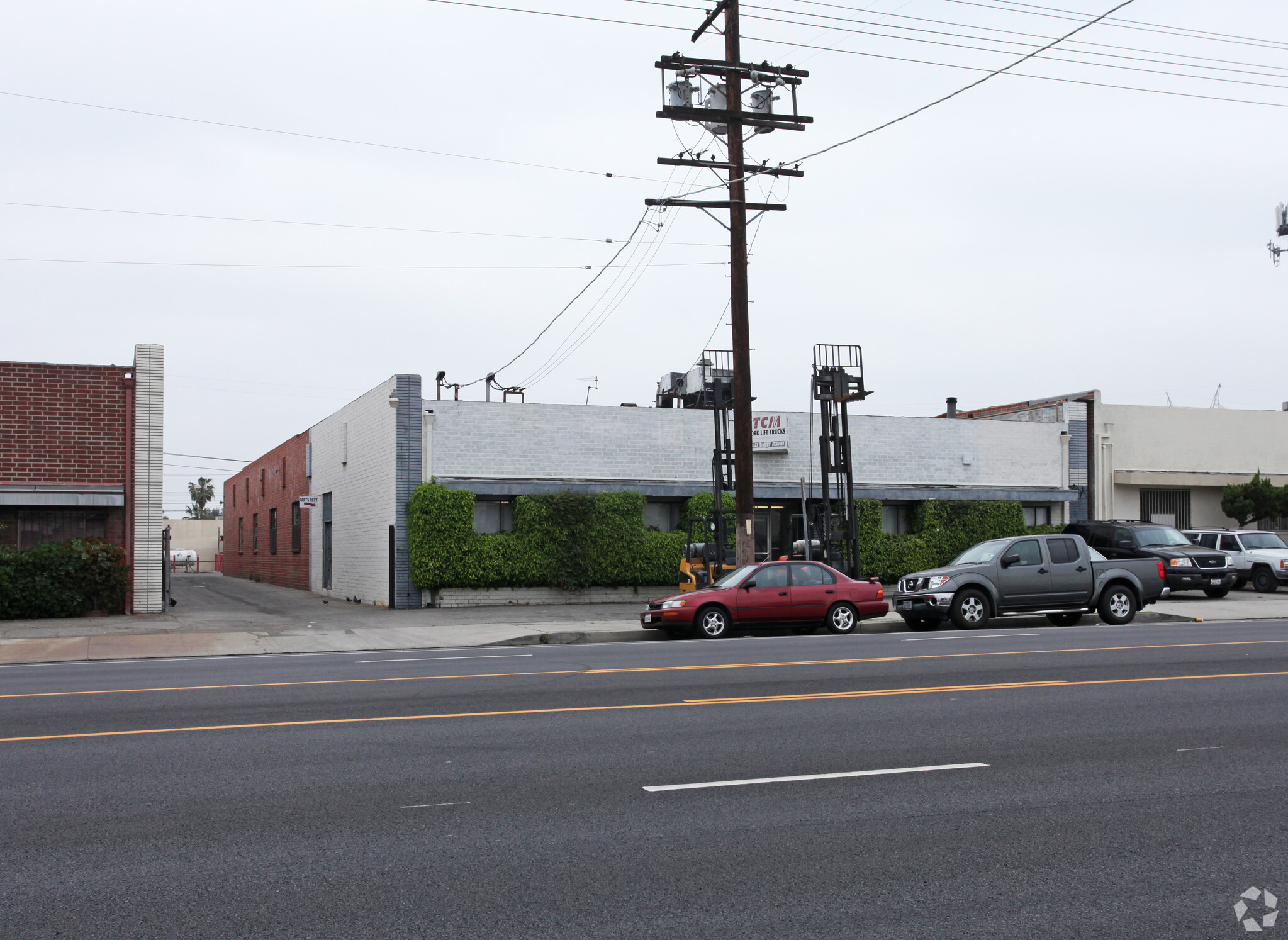 8111 Lankershim Blvd, North Hollywood, CA for Rent