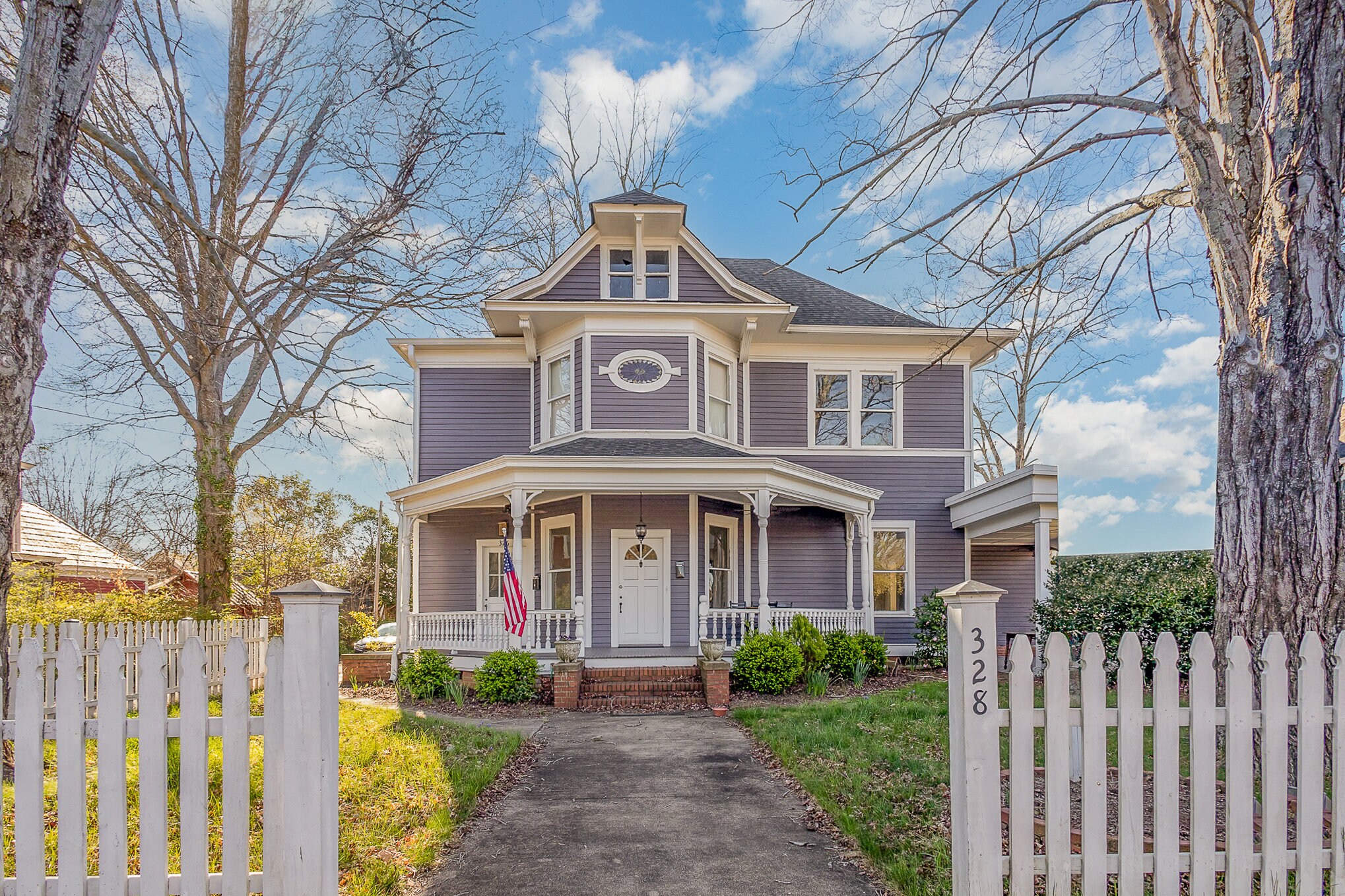 328 Davie Ave Statesville, NC 28677 Office Property for Sale on