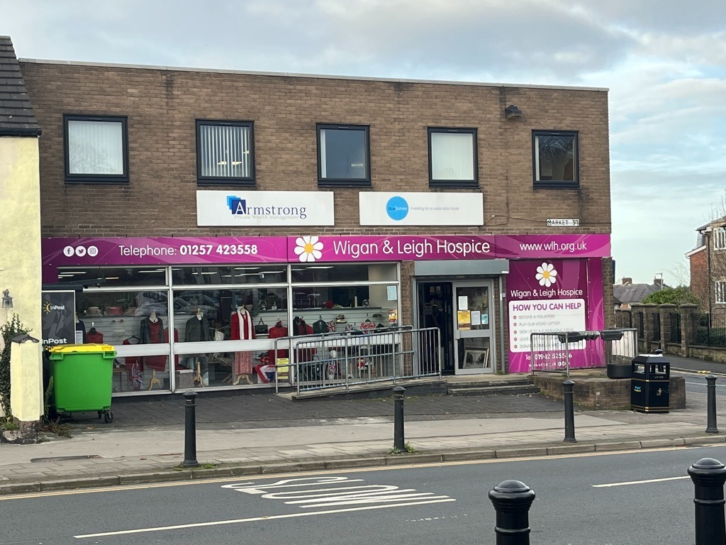 26 Market St, Wigan, LAN for Rent