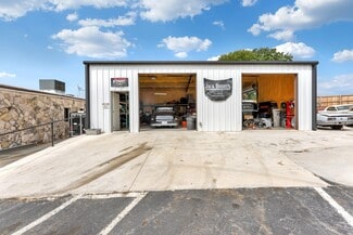 716a, 716b, 720, 722 W. Euless Blvd