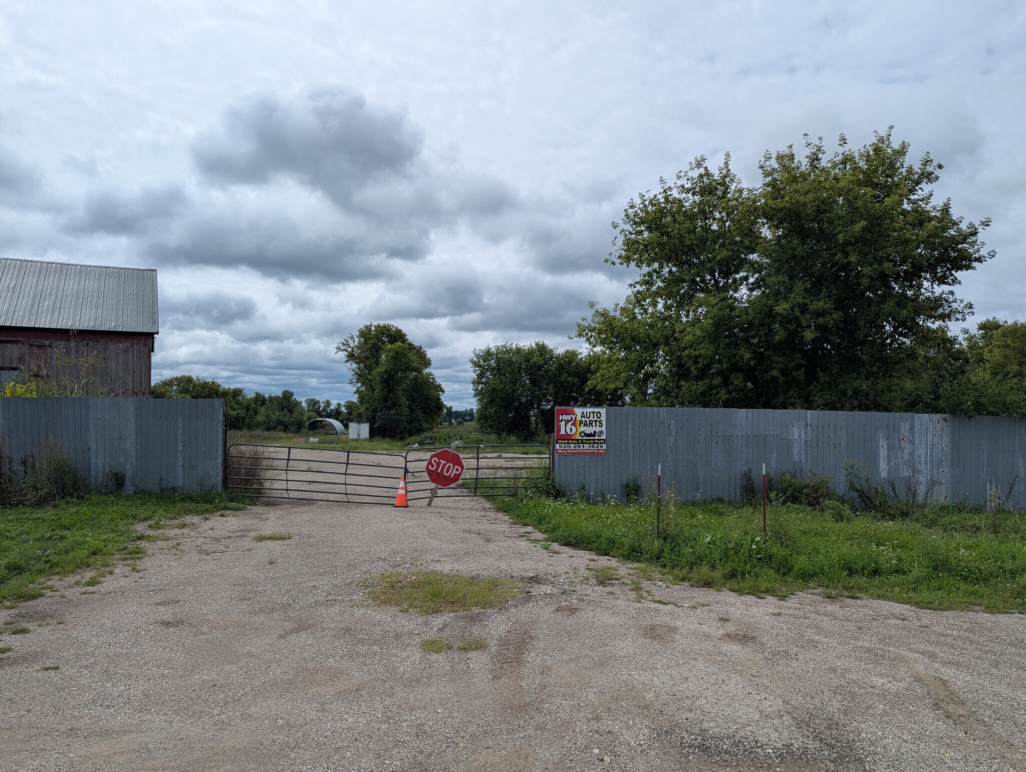 W1957 Highway 16, Ixonia, WI for Sale