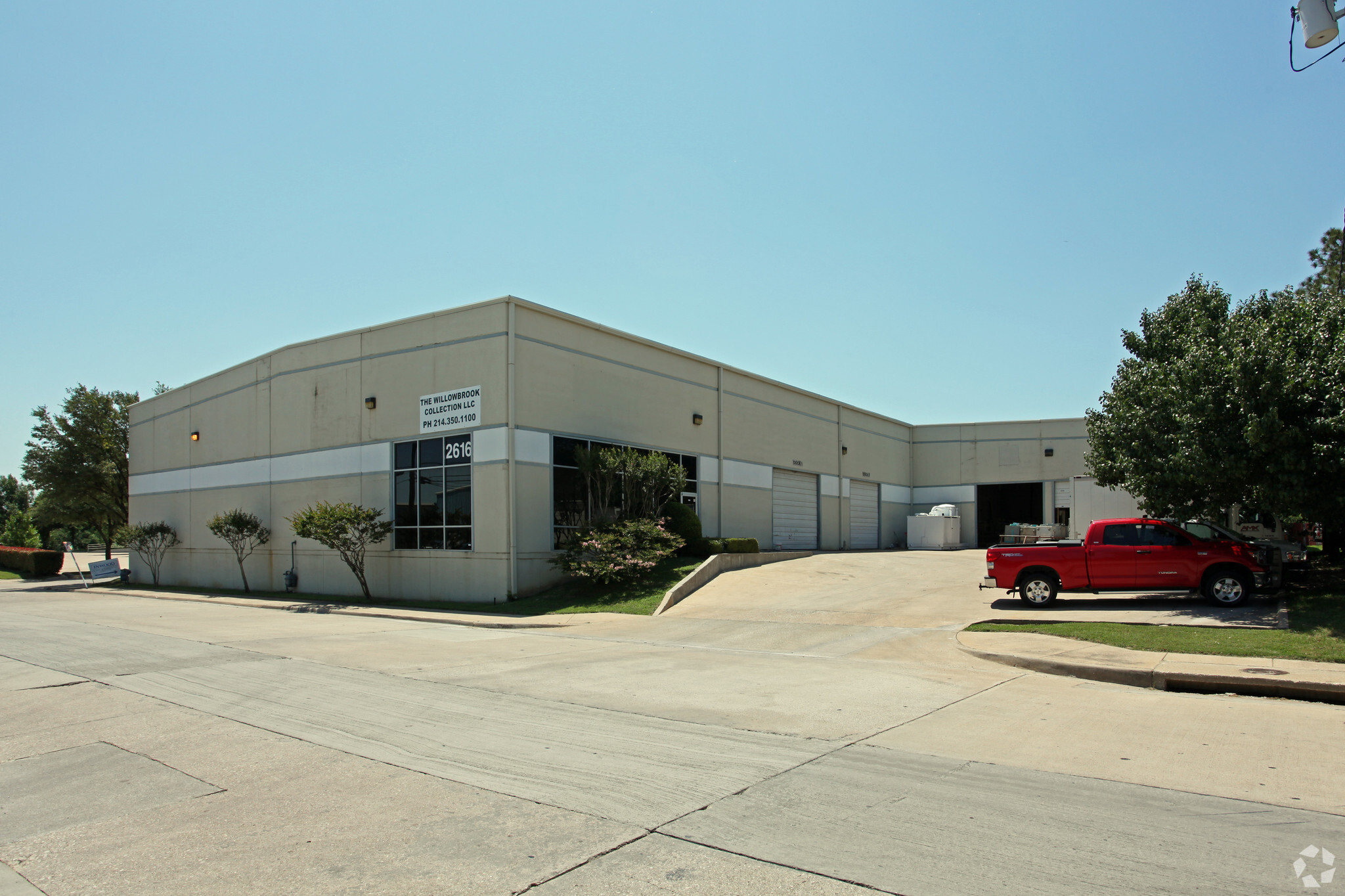 2616-2626 Willowbrook Rd, Dallas, TX for Rent