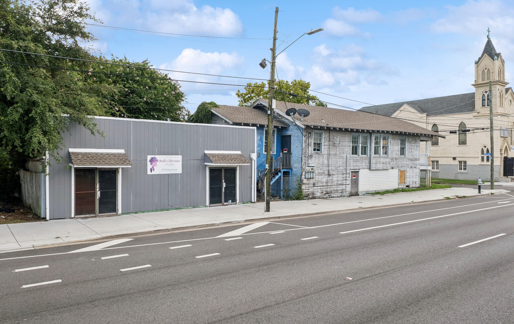 210 N Broad Ave, New Orleans, LA for Sale