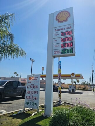 Bakersfield, CA Service Station - 8101 E Brundage Ln