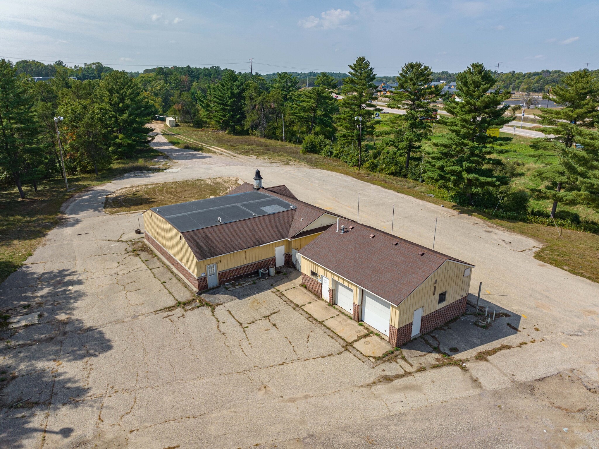 650 S Frontage Rd, Wisconsin Dells, WI for Sale