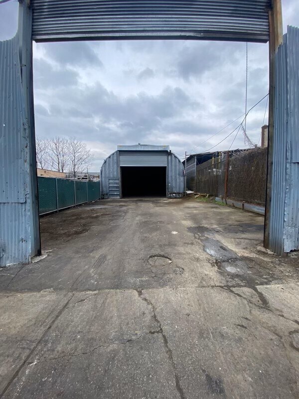 15-21 129th st, College Point, NY for Rent